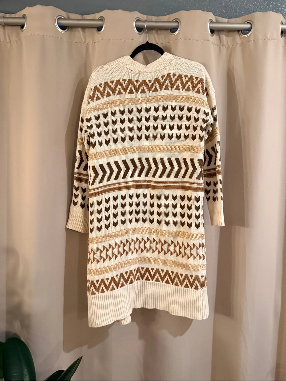 Pink Rose Cozy Patterned Open-Front Cardigan Sweater - Cream & Brown